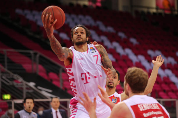 球队在激烈 球队在激烈