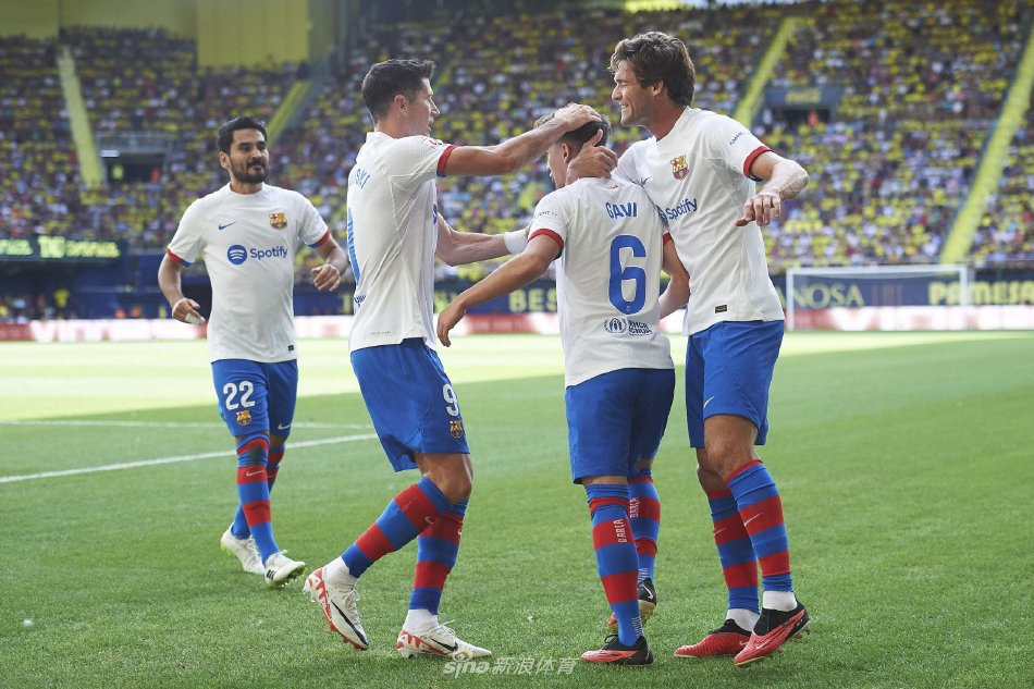 也让整个转 也让整个转