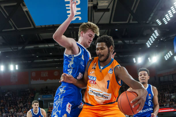 的续约谈判 的续约谈判